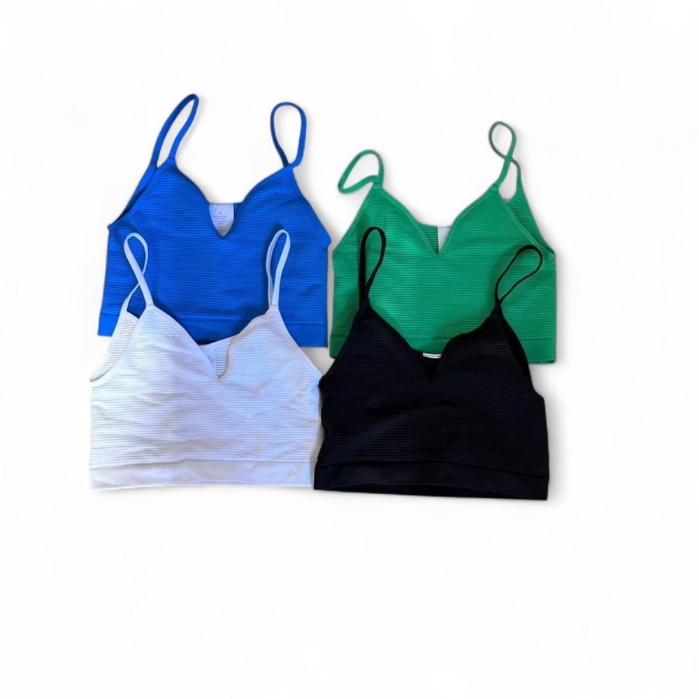 Crop Tank Tops Juniors Size Medium-total Of 4 Tops
